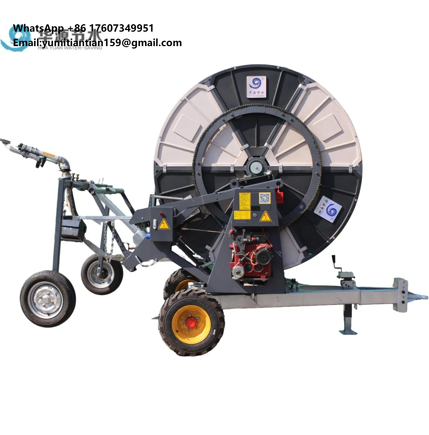 Farming In Agriculture - Metallic landbouwboerderij sproeierirrigatiesysteem met IoT-kernmotor en